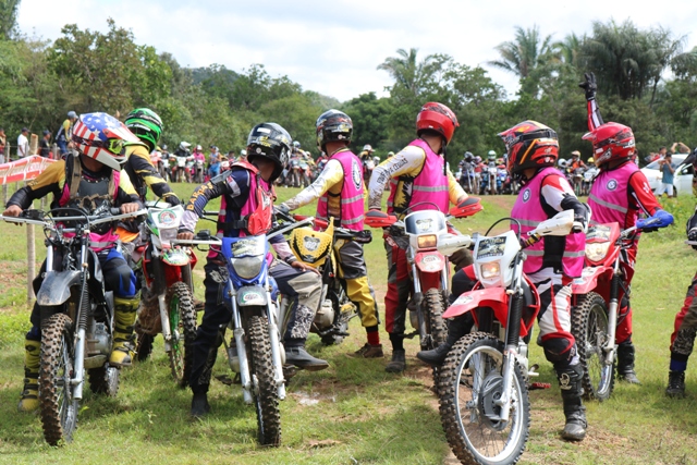 Trilha Papa-Léguas reuniu mais de 100 motoqueiros  - Imagem 4