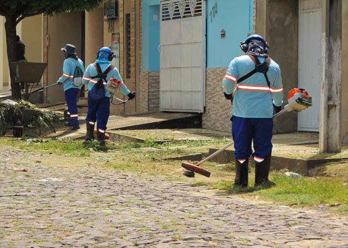 Lokal Serviços já está atuando em Pedro II nos serviços de limpeza e coleta de lixo  - Imagem 8