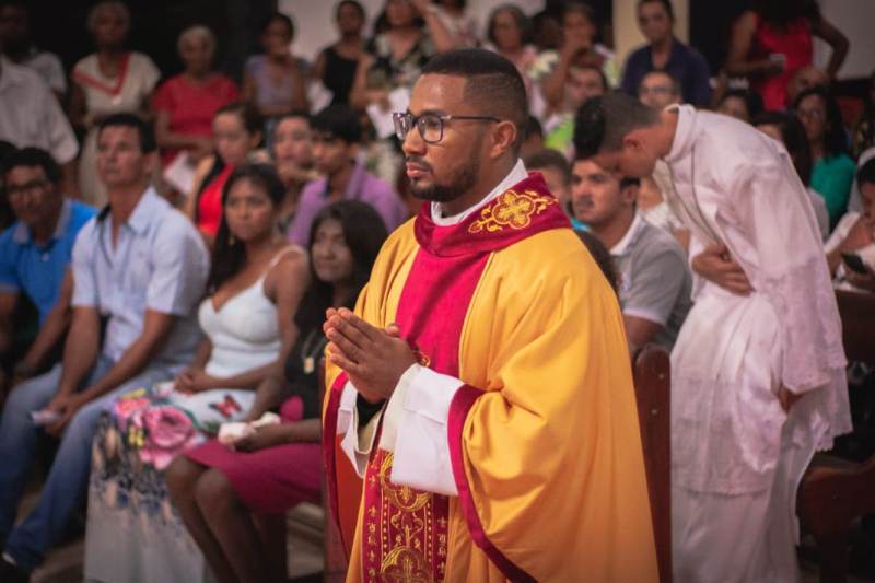 Bênção e emoção marcam a Ordenação do 5º Padre filho de Redenção do Gurguéia - Imagem 9