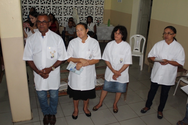 Paróquia realiza missa de envio da imagem da sagrada família para peregrinação  - Imagem 17