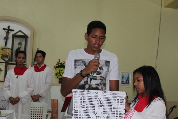 Paróquia realiza missa de envio da imagem da sagrada família para peregrinação  - Imagem 14