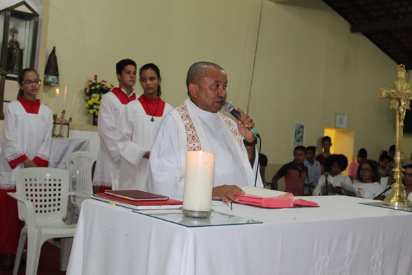 Paróquia realiza missa de envio da imagem da sagrada família para peregrinação  - Imagem 11