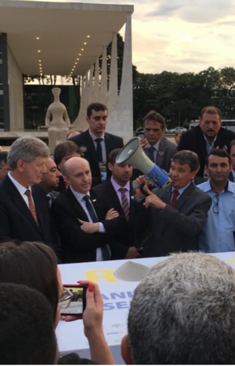 Em Brasília prefeito João Luiz busca melhorias para Monsenhor Gil  - Imagem 6
