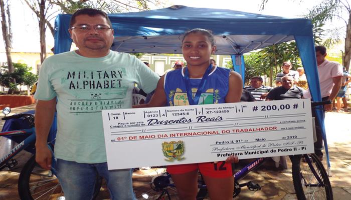 1º de maio é celebrado com comemorações esportivas e premiações aos competidores - Imagem 46