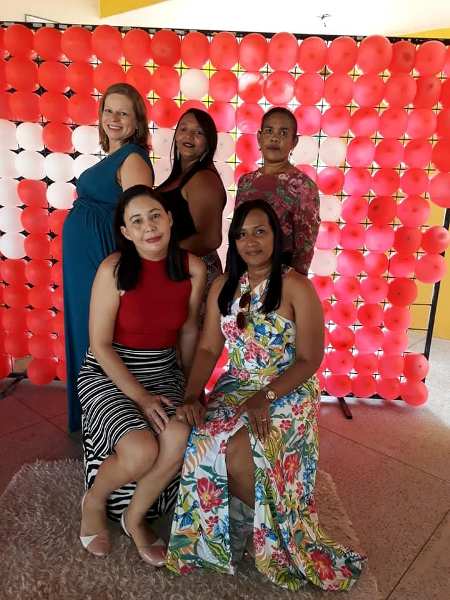 Educação municipal faz homenagem em comemoração ao dia das mães - Imagem 17