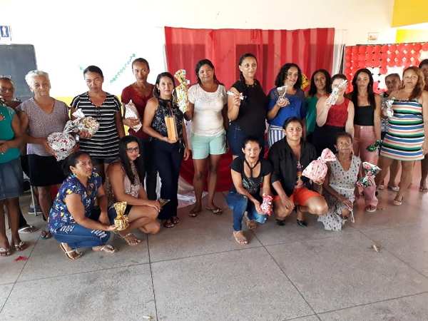 Educação municipal faz homenagem em comemoração ao dia das mães - Imagem 22