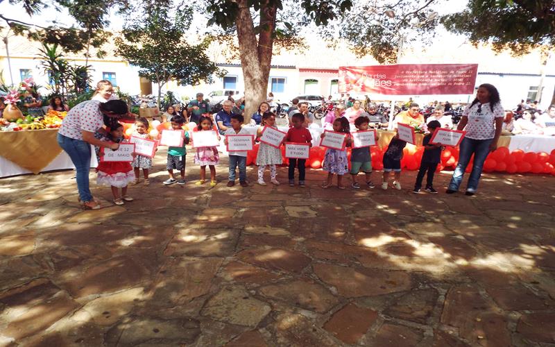 Prefeitura, SEMAS e Pastoral da Família de Pedro II celebram Dia das Mães - Imagem 70