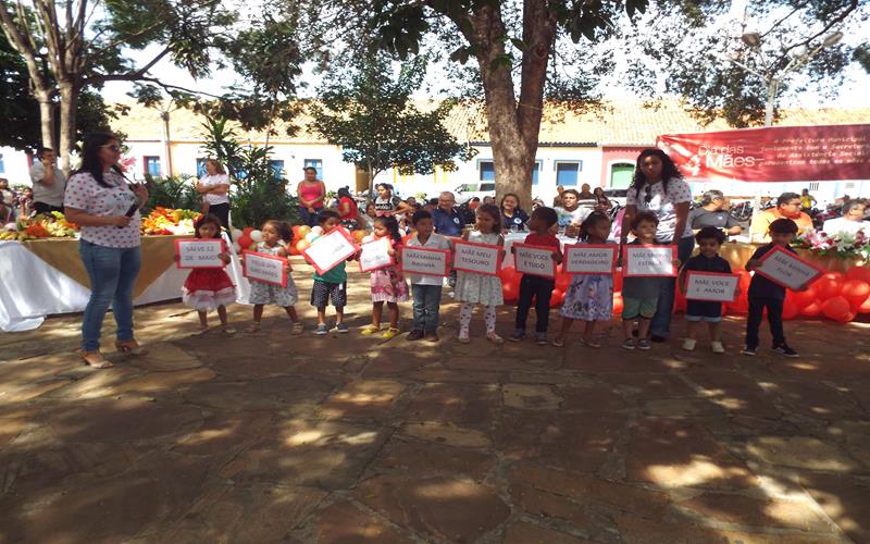Prefeitura, SEMAS e Pastoral da Família de Pedro II celebram Dia das Mães - Imagem 60