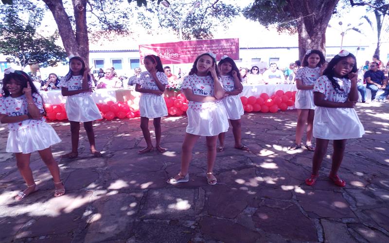 Prefeitura, SEMAS e Pastoral da Família de Pedro II celebram Dia das Mães - Imagem 95