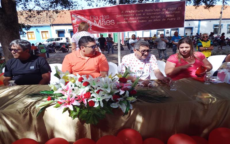 Prefeitura, SEMAS e Pastoral da Família de Pedro II celebram Dia das Mães - Imagem 47