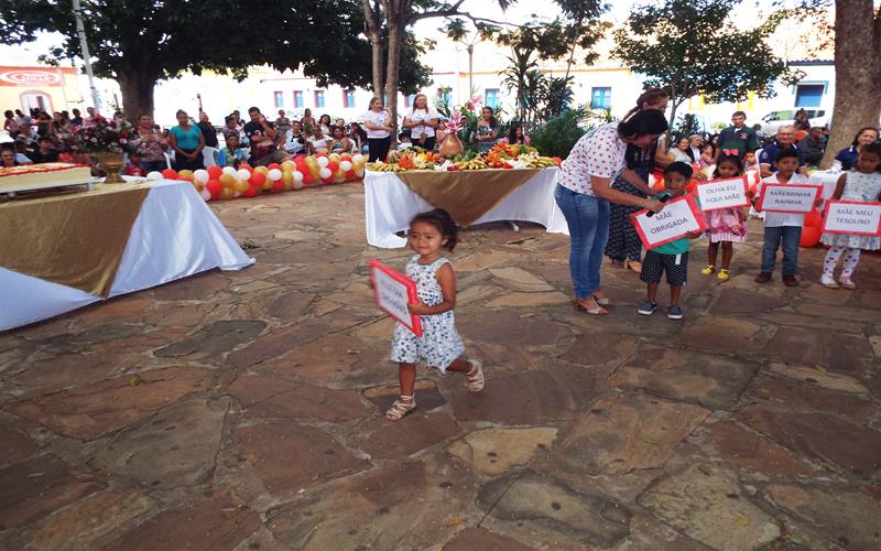Prefeitura, SEMAS e Pastoral da Família de Pedro II celebram Dia das Mães - Imagem 65