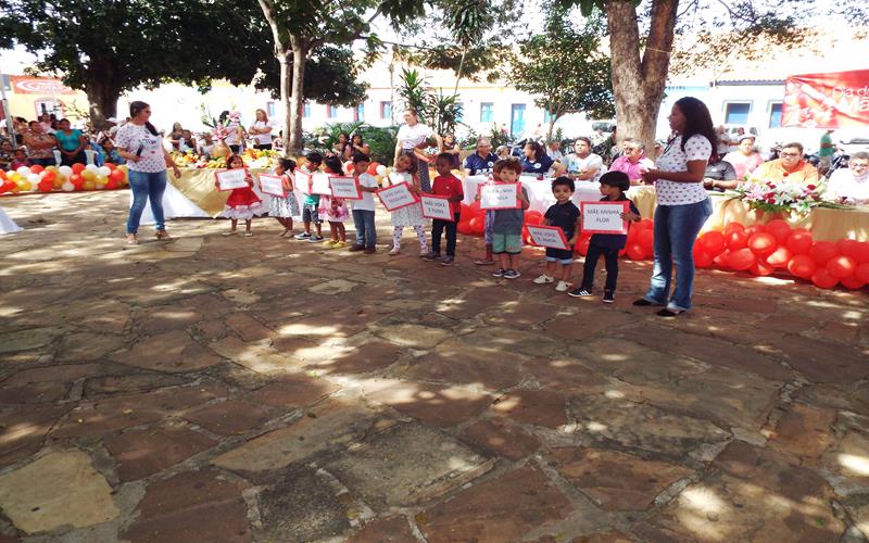 Prefeitura, SEMAS e Pastoral da Família de Pedro II celebram Dia das Mães - Imagem 62