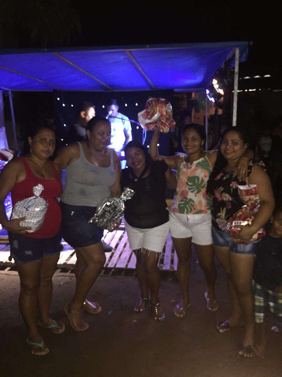 Prefeitura apoia festa para às mães na zona rural do município - Imagem 3