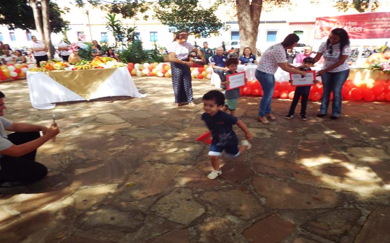 Prefeitura, SEMAS e Pastoral da Família de Pedro II celebram Dia das Mães - Imagem 75