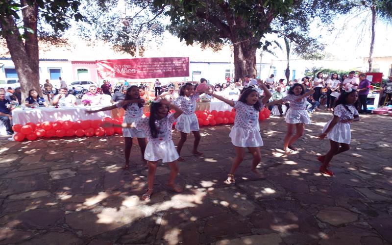 Prefeitura, SEMAS e Pastoral da Família de Pedro II celebram Dia das Mães - Imagem 98