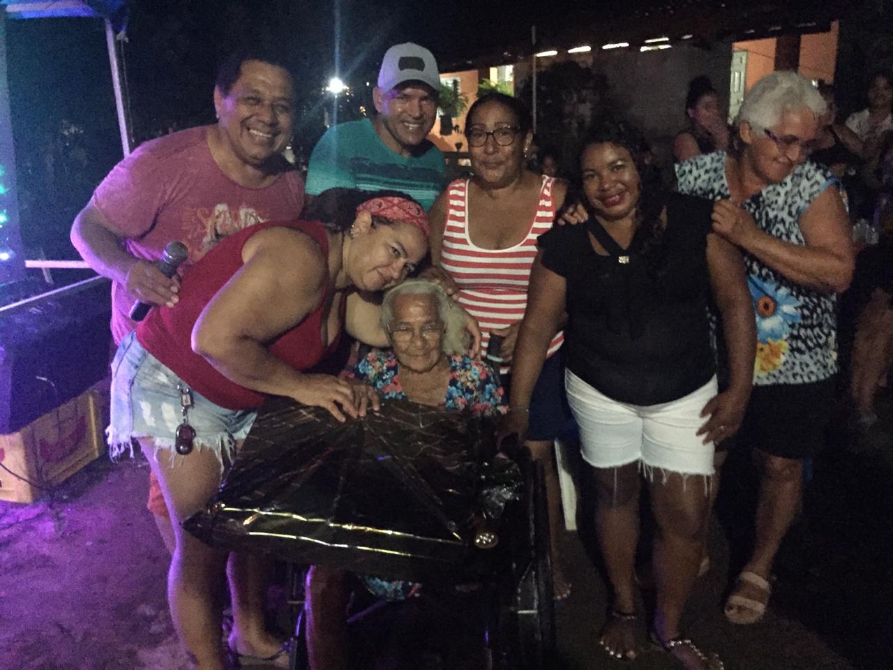 Prefeitura apoia festa para às mães na zona rural do município - Imagem 2