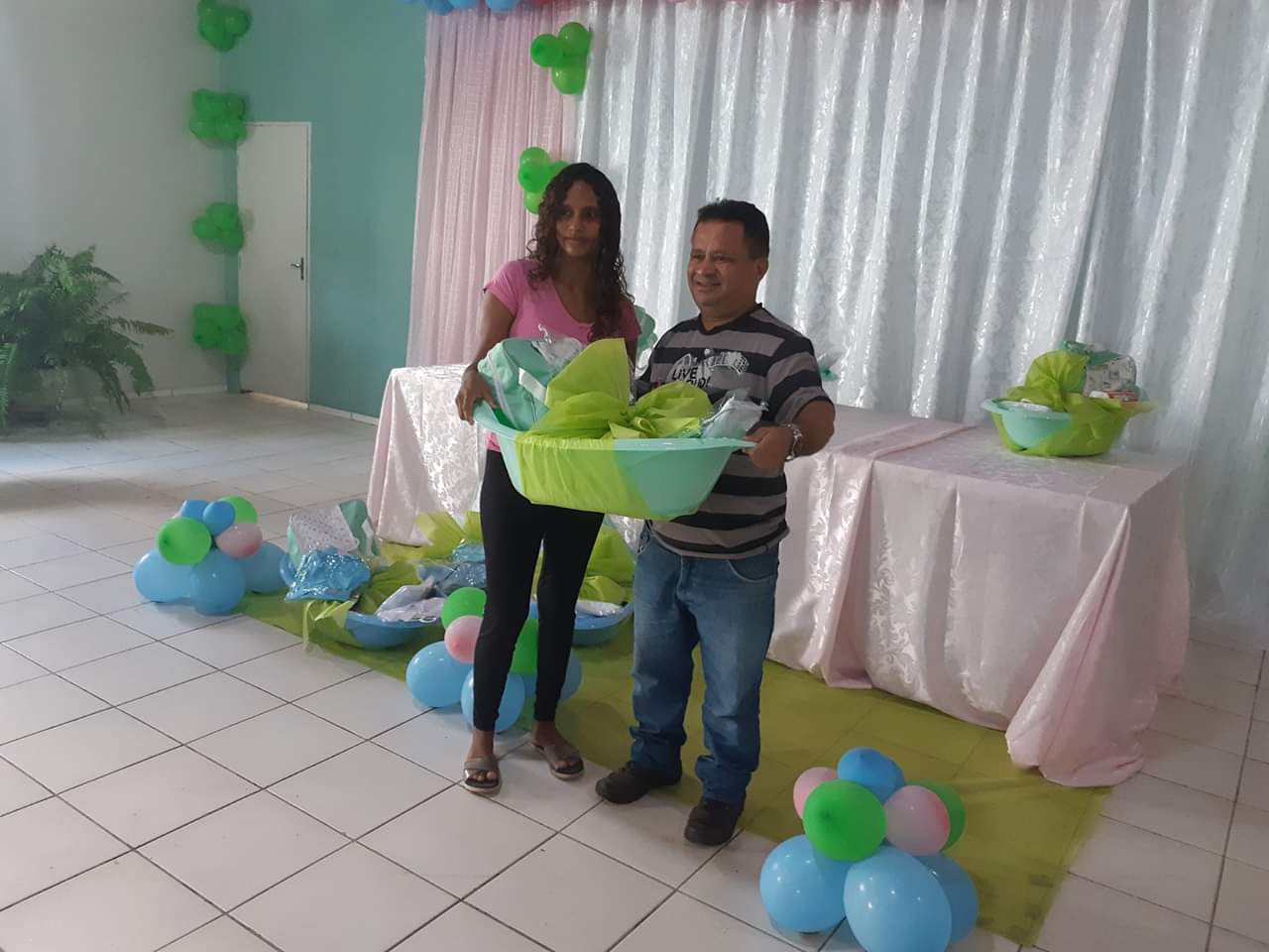 Grávidas recebem enxovais com a presença do prefeito João Luiz  - Imagem 18