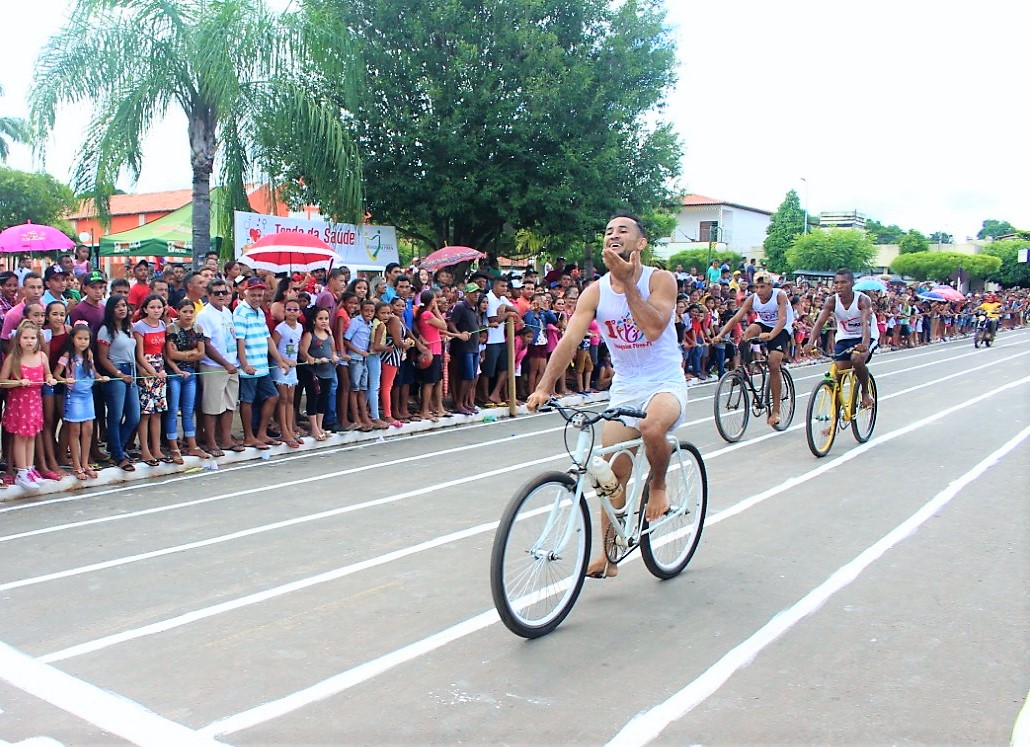 Prefeitura de Joaquim Pires realiza festa em homenagem ao Dia do Trabalhador - Imagem 21