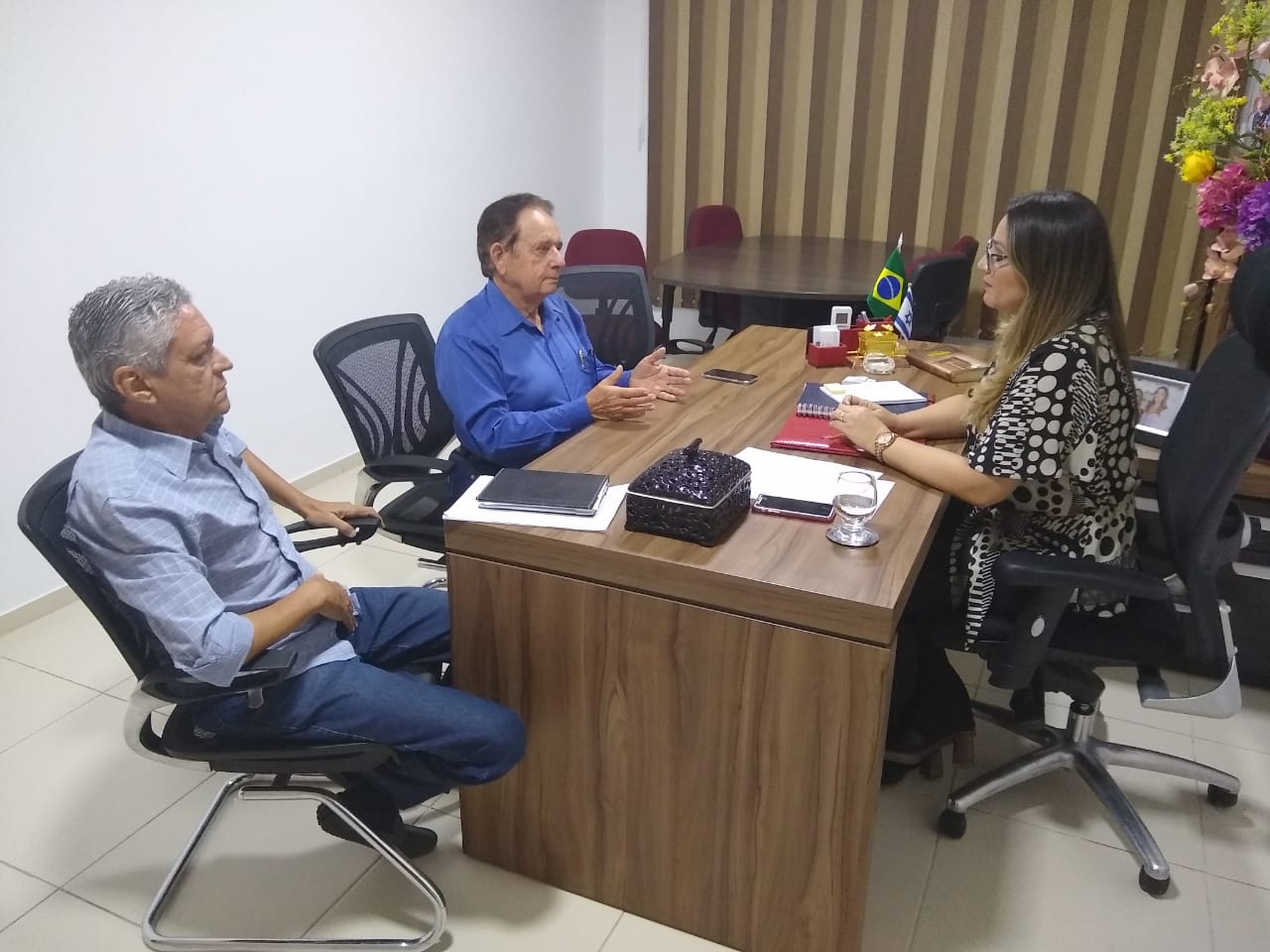 Em Teresina, prefeito Dr. Wagner Coelho visita deputada Rejane Dias e Idepi