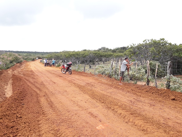 Prefeitura de DEL reabre estrada e comunidade comemora sonho realizado  - Imagem 11