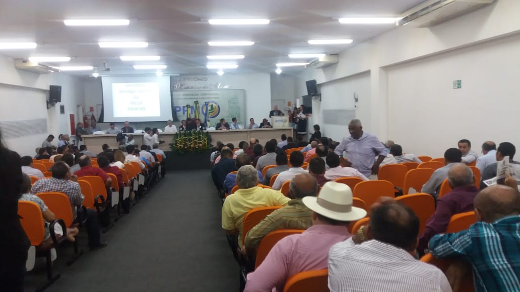  Prefeito Carlos Magno se encontra com bancada federal - Imagem 2