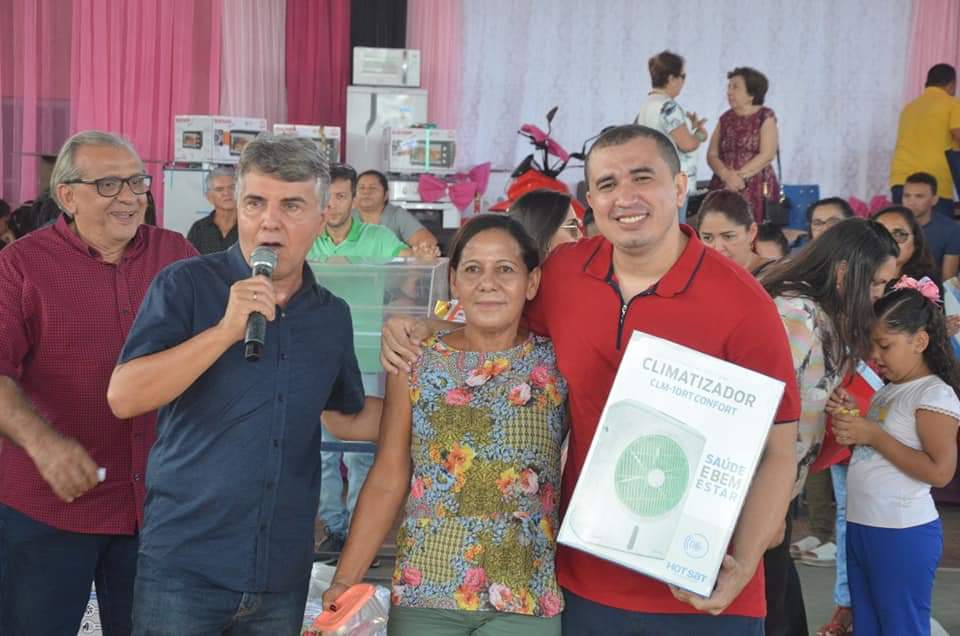 Festa para às Mães , um sucesso de público e excelentes brindes, entre eles uma moto okm - Imagem 26