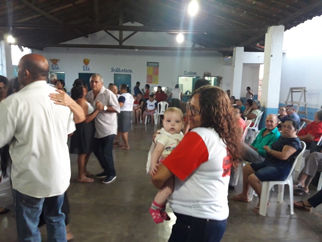 Idosos comemoram Dia das Mães em DEL - Imagem 98