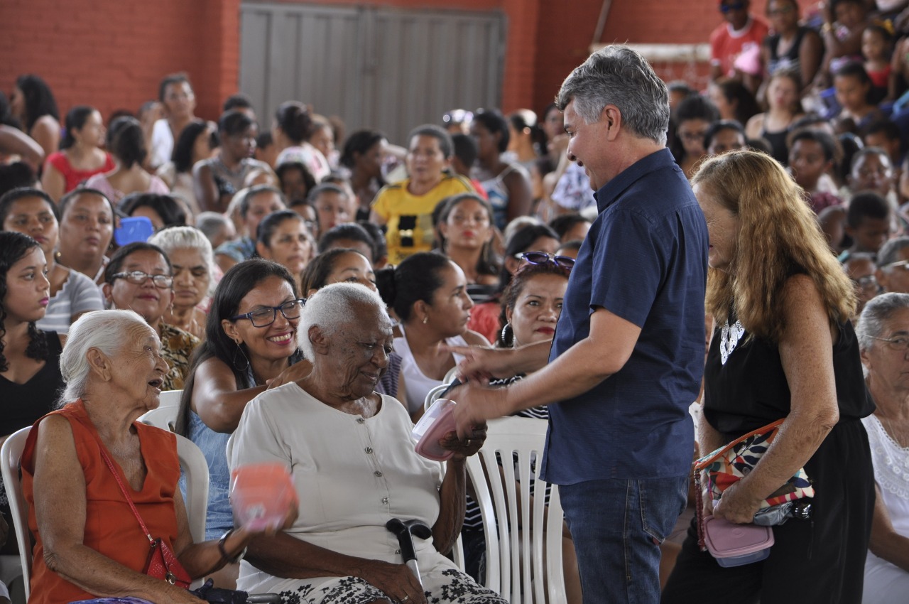 Festa para às Mães , um sucesso de público e excelentes brindes, entre eles uma moto okm - Imagem 12