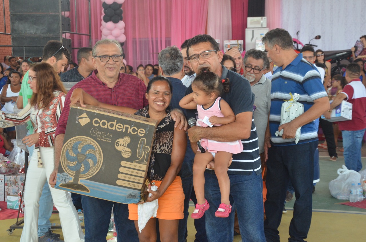 Festa para às Mães , um sucesso de público e excelentes brindes, entre eles uma moto okm - Imagem 17