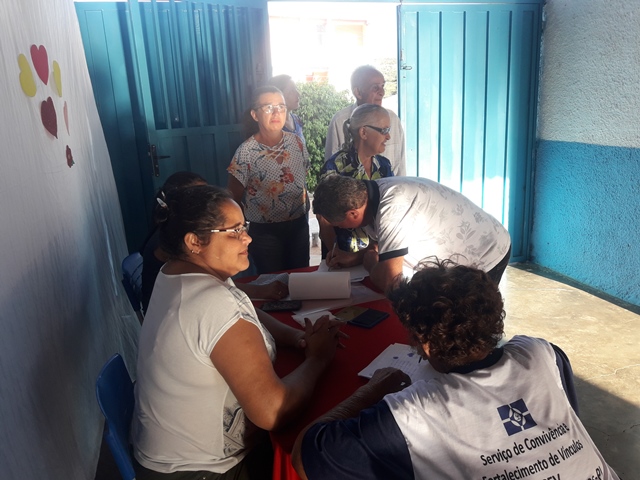 Idosos comemoram Dia das Mães em DEL - Imagem 5