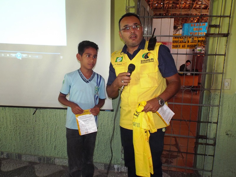 Strans leva campanha “Maio Amarelo” às escolas de Pedro II - Imagem 29