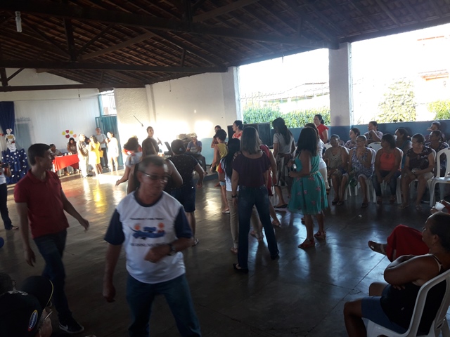 Idosos comemoram Dia das Mães em DEL - Imagem 46