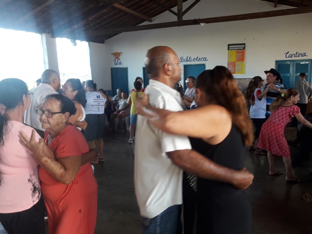 Idosos comemoram Dia das Mães em DEL - Imagem 26