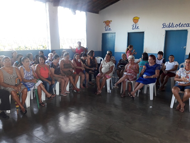 Idosos comemoram Dia das Mães em DEL - Imagem 43