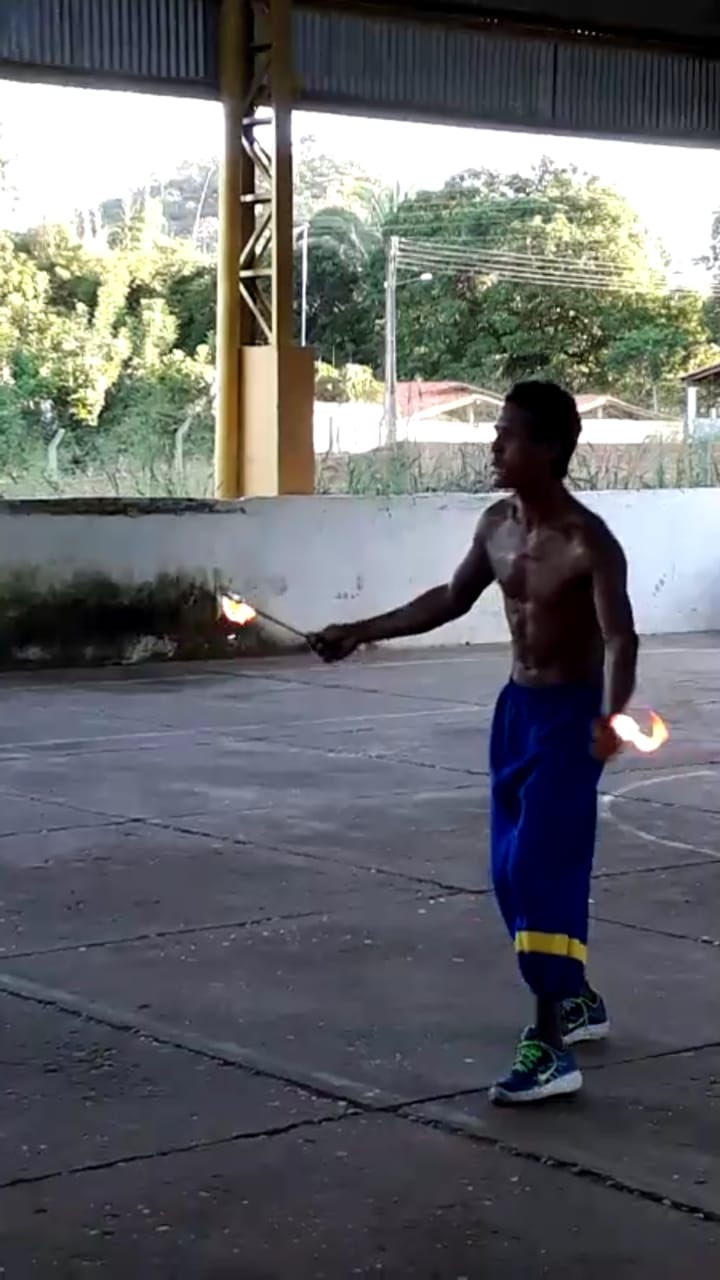 Hoje tem espetáculo, tem sim senhor. Circo na Escola  - Imagem 11