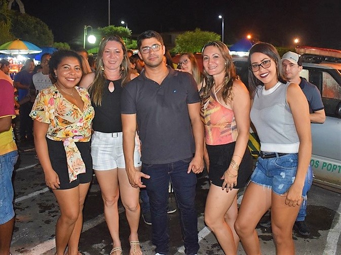 Prefeitura de Joaquim Pires realiza festa em homenagem ao Dia do Trabalhador - Imagem 40