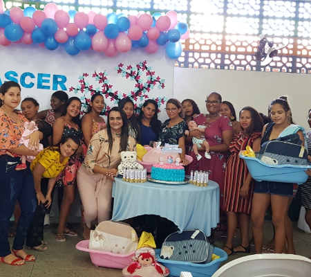 Nascer Saudável: Prefeitura de Água Branca entrega enxovais para gestantes