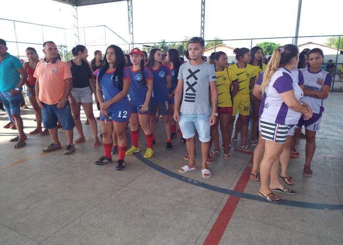 Atletas do futebol feminino iniciam a 2ª Copa Batom de Pedro II - Imagem 4