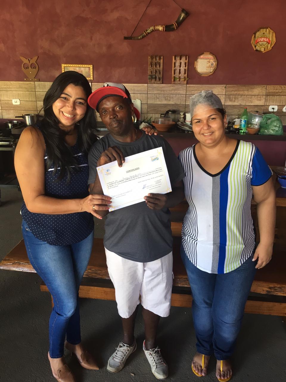 Donos de barracas participam de curso de comida de boteco - Imagem 8