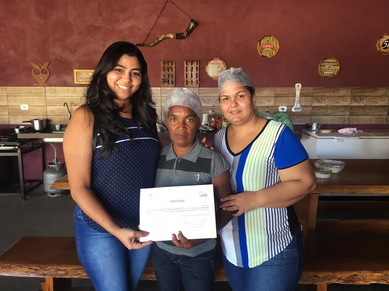 Donos de barracas participam de curso de comida de boteco - Imagem 10