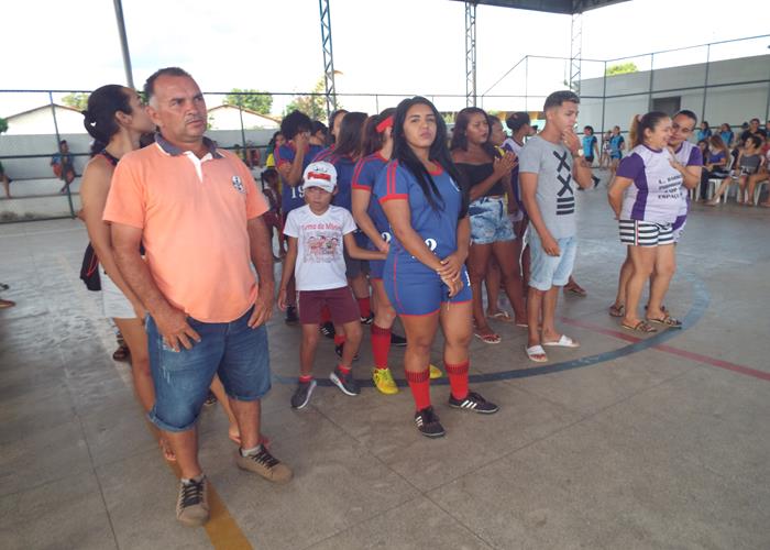 Atletas do futebol feminino iniciam a 2ª Copa Batom de Pedro II - Imagem 3