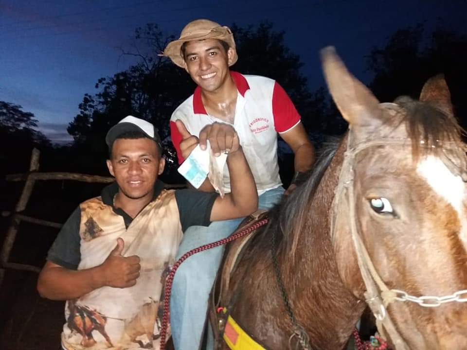 Pega de Boi reúne Vaquerama e amigos em Prado na comunidade Baixa Grande  - Imagem 19