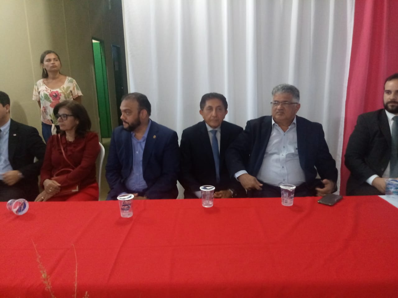 O Juiz da Comarca de Inhuma, Dr. Expedito Costa, recebe título de Cidadão Inhumense em Sessão Solene em aniversário da cidade. - Imagem 3