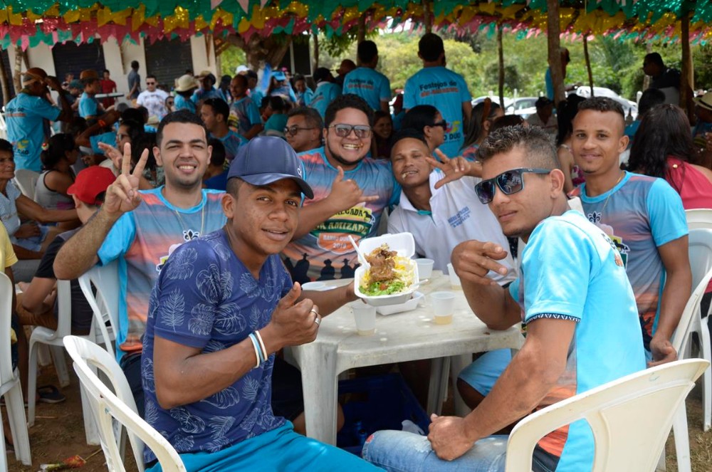 Cavalgada da Amizade reúne uma multidão em Barro Duro - Imagem 17