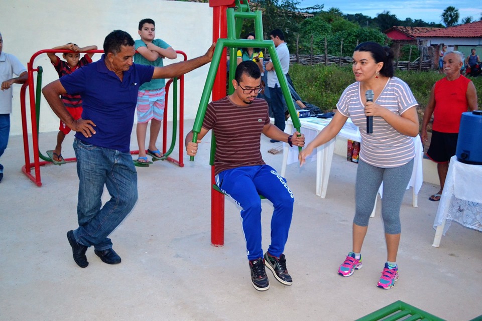 Prefeito Genival Bezerra inaugura Academia ao Ar Livre na zona rural - Imagem 34