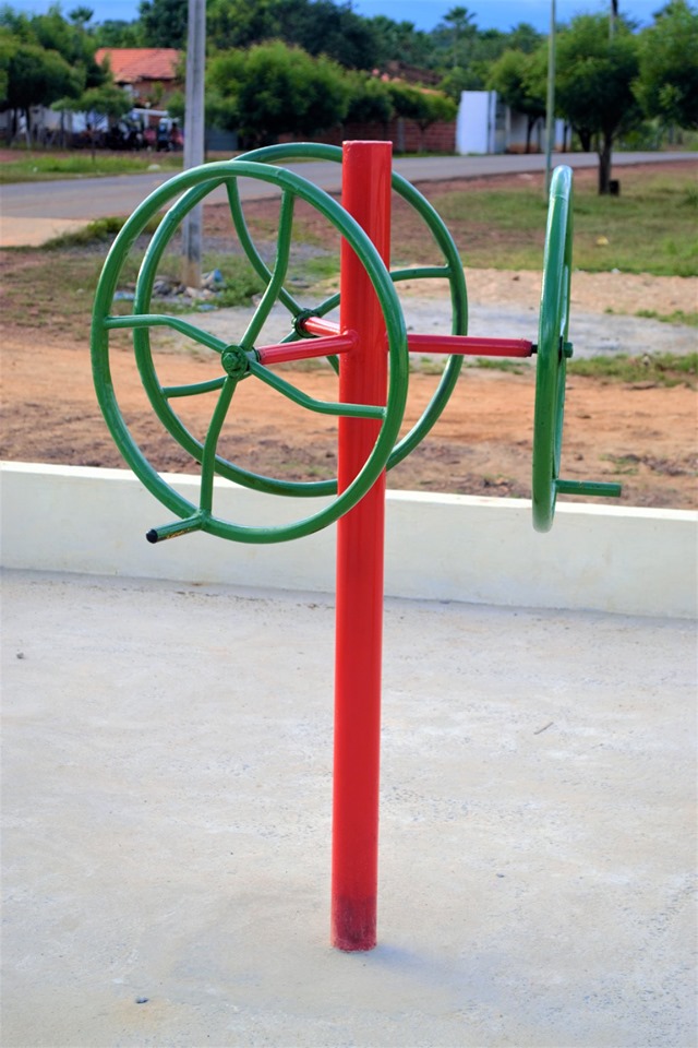 Prefeito Genival Bezerra inaugura Academia ao Ar Livre na zona rural - Imagem 8