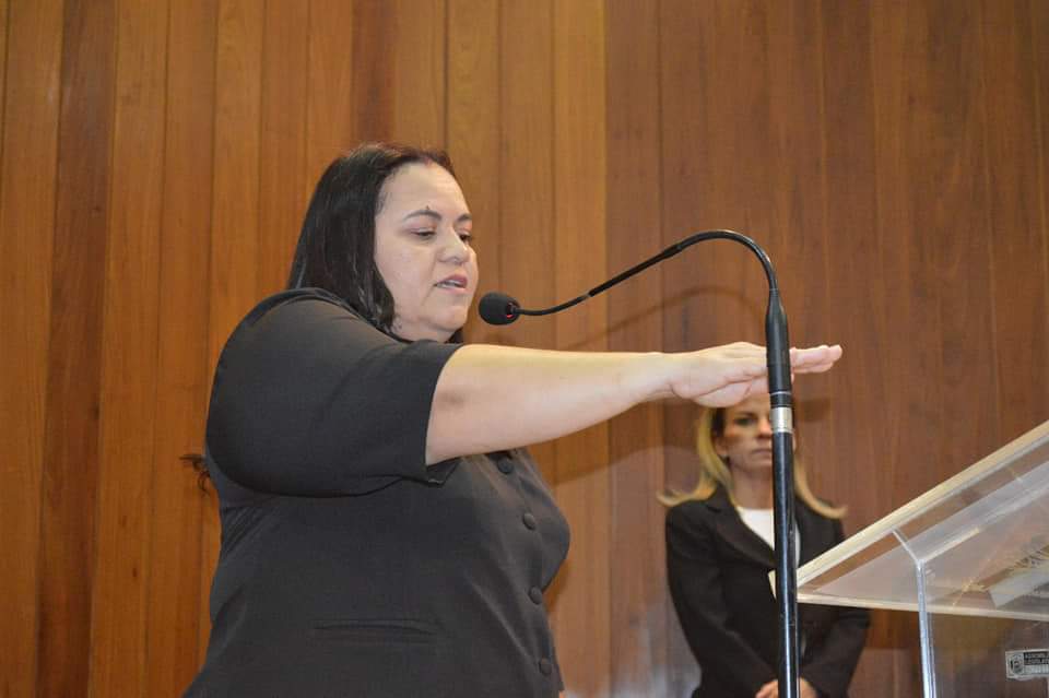 Prefeito João Luiz prestigia posse da monsenhorgilense Elisângela Moura  - Imagem 5