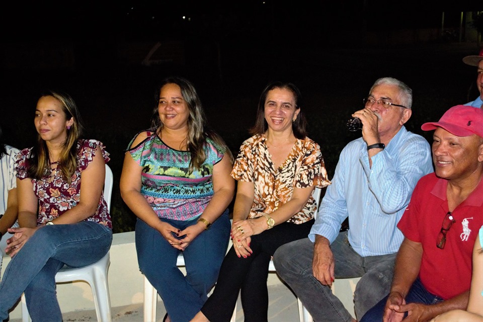 Prefeito Genival Bezerra inaugura Academia ao Ar Livre na zona rural - Imagem 49