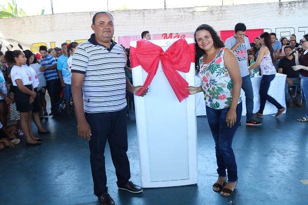 Prefeitura promoveu maior festa da história em homenagem as mães  - Imagem 32