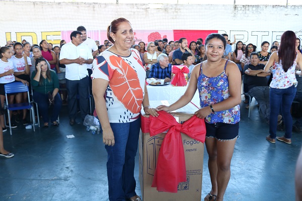 Prefeitura promoveu maior festa da história em homenagem as mães  - Imagem 36